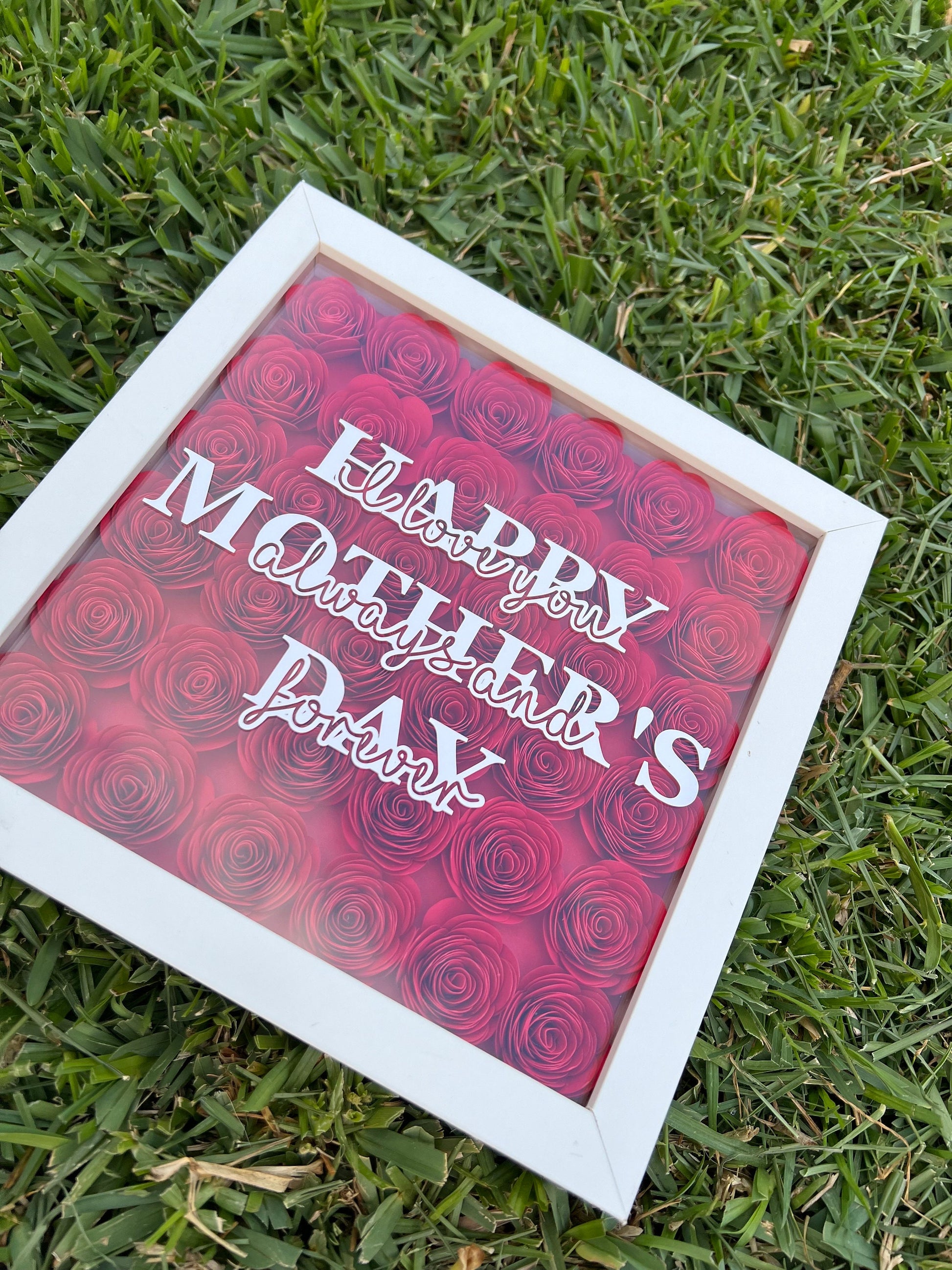 Mother's Day Blossoms: Flower Shadow Box - Personalized Mom Signs - Unique Gift for Her - Customized Mom's Gift by Lina Loves Two, handmade in Los Angeles CA