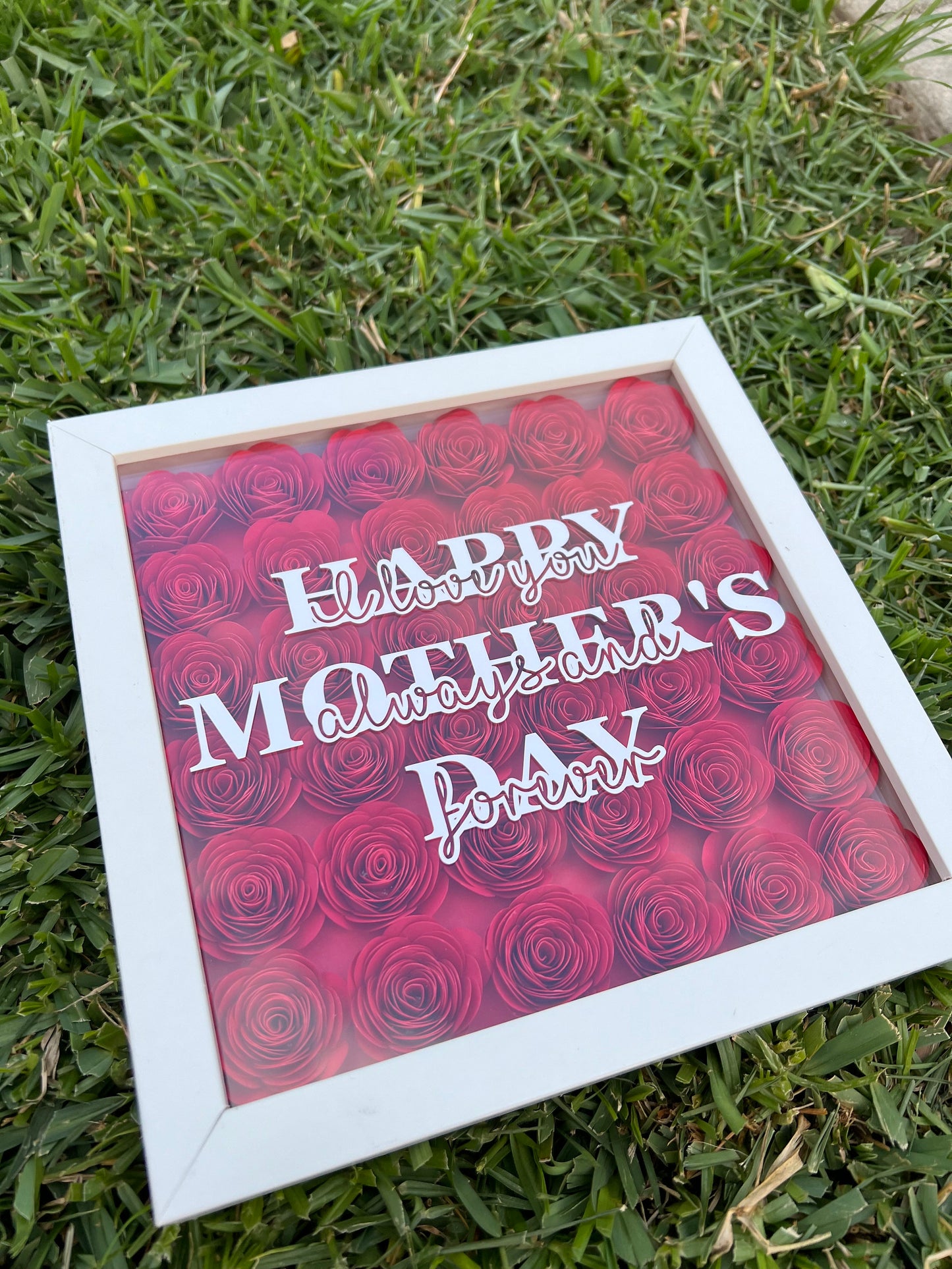 Mother's Day Blossoms: Flower Shadow Box - Personalized Mom Signs - Unique Gift for Her - Customized Mom's Gift by Lina Loves Two, handmade in Los Angeles CA