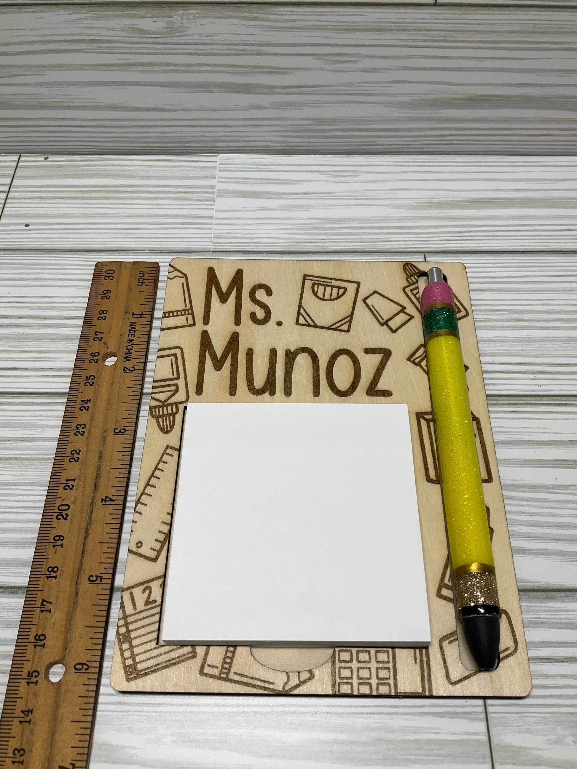 Personalized Engraved Pen & Post-it Note Holder – Teacher Desk Organizer Gift by Lina Loves Two, handmade in Los Angeles CA