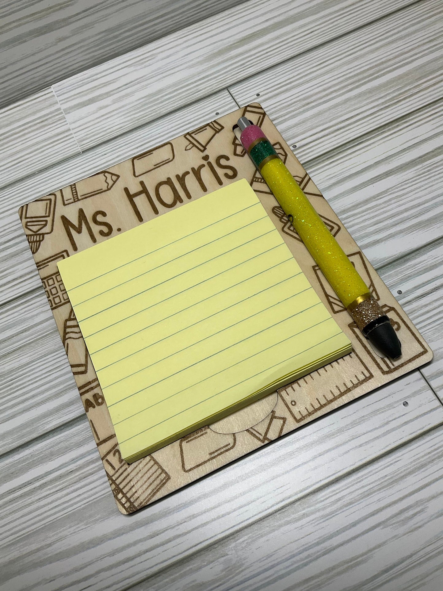 Personalized Engraved Pen & Post-it Note Holder – Teacher Desk Organizer Gift by Lina Loves Two, handmade in Los Angeles CA