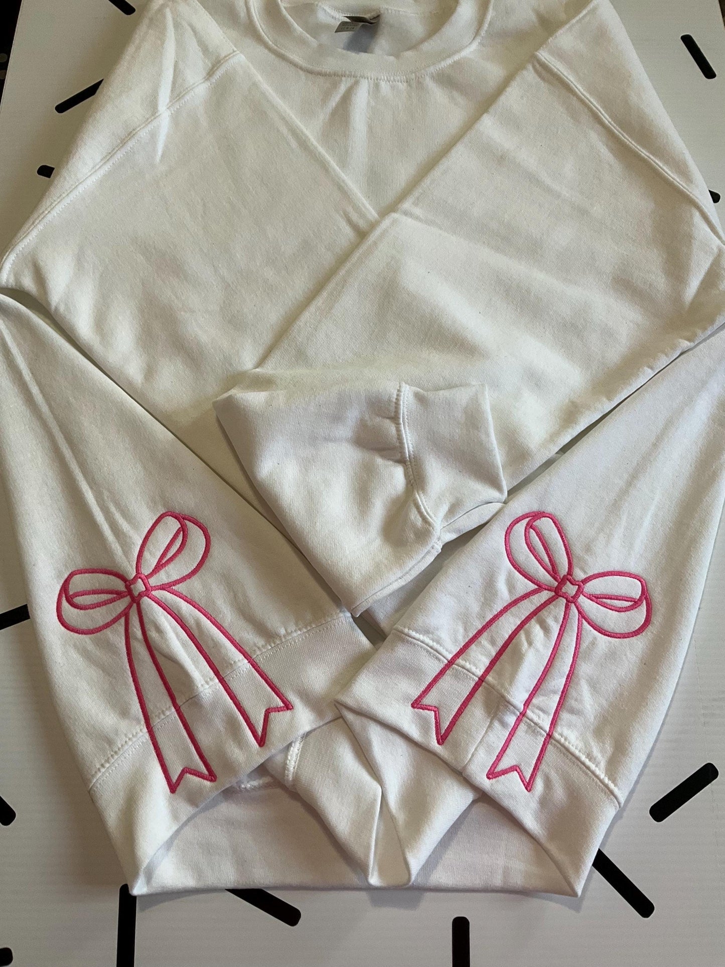 Embroidered Bow Sweatshirt: Classic Side Bow Design