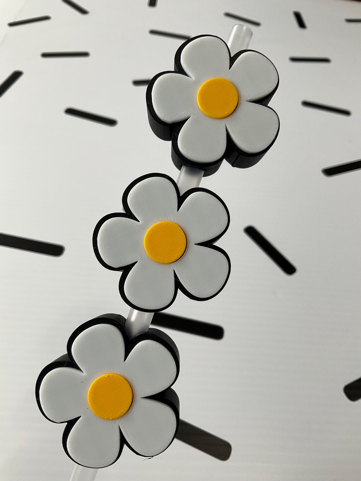 3D Printed Daisy Straw Topper: Reusable Floral Cup Charm