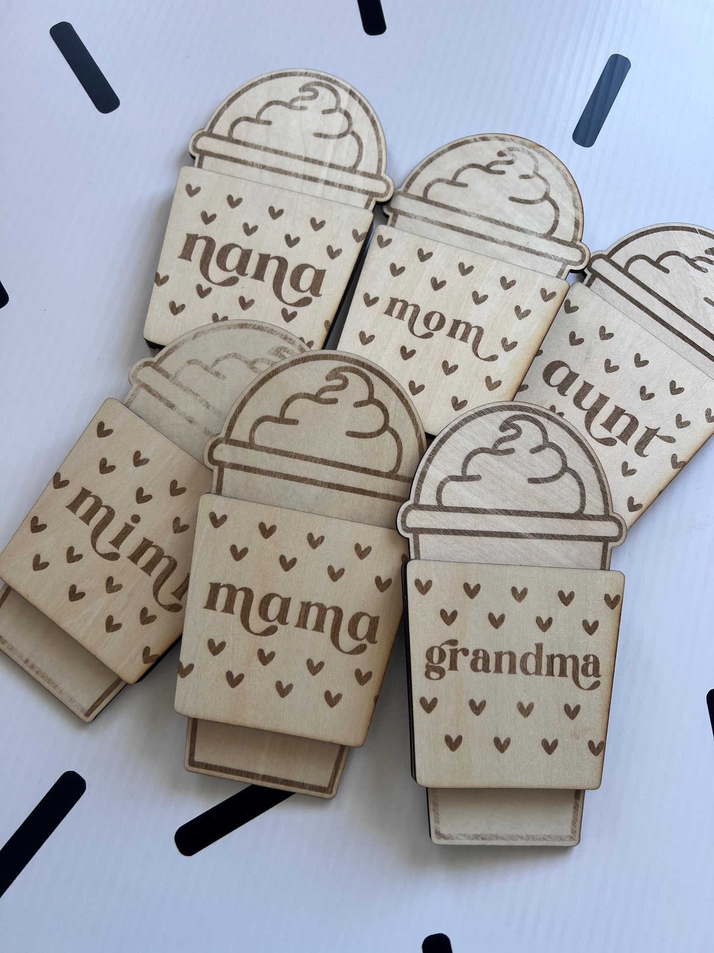 SVG Wooden Heart Frappuccino Gift Card Holder – Mom, Mama, Grandma, Gigi, Lolo – Laser Cut File – SVG + XCS