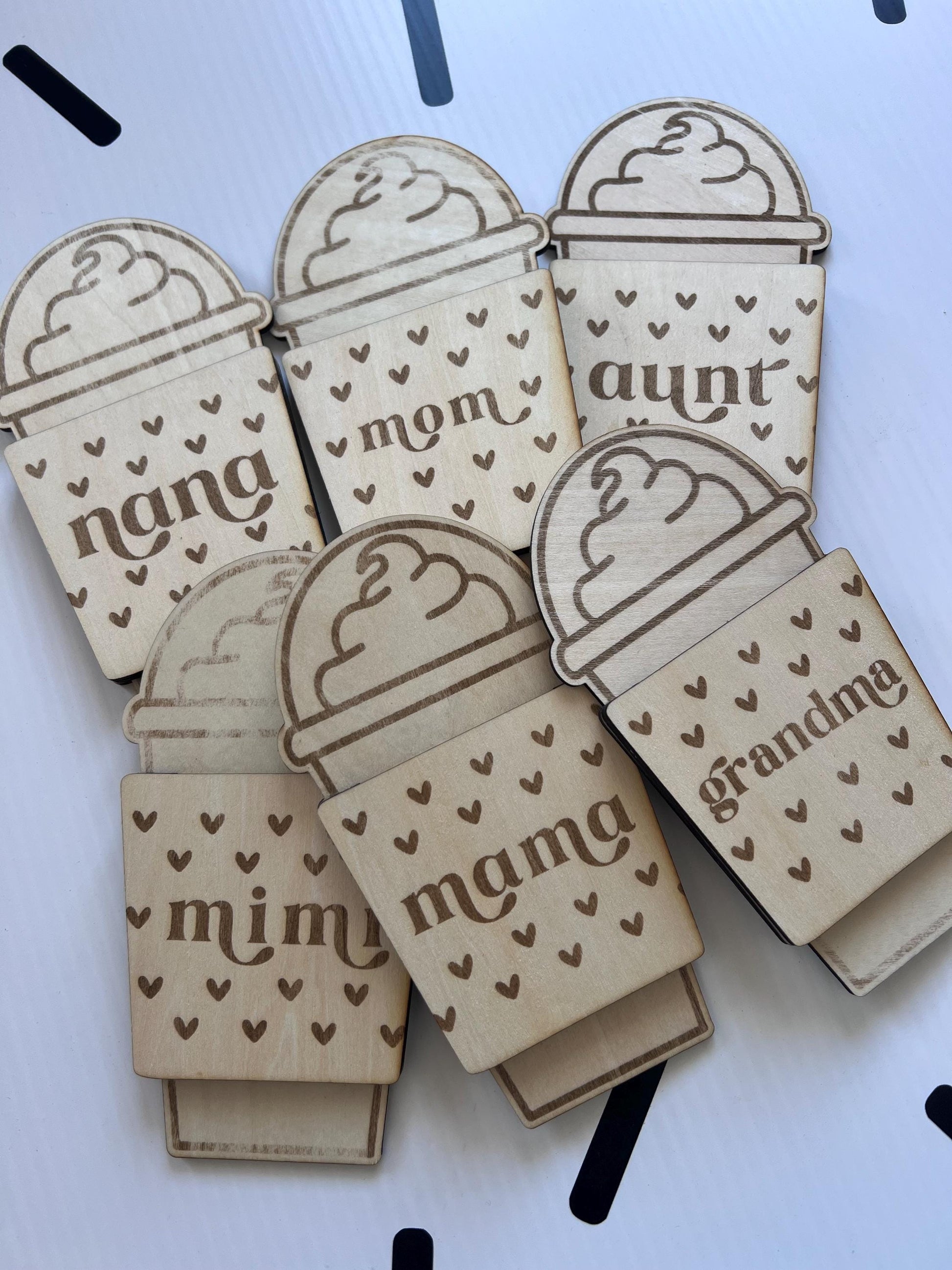 SVG Wooden Heart Frappuccino Gift Card Holder – Mom, Mama, Grandma, Gigi, Lolo – Laser Cut File – SVG + XCS