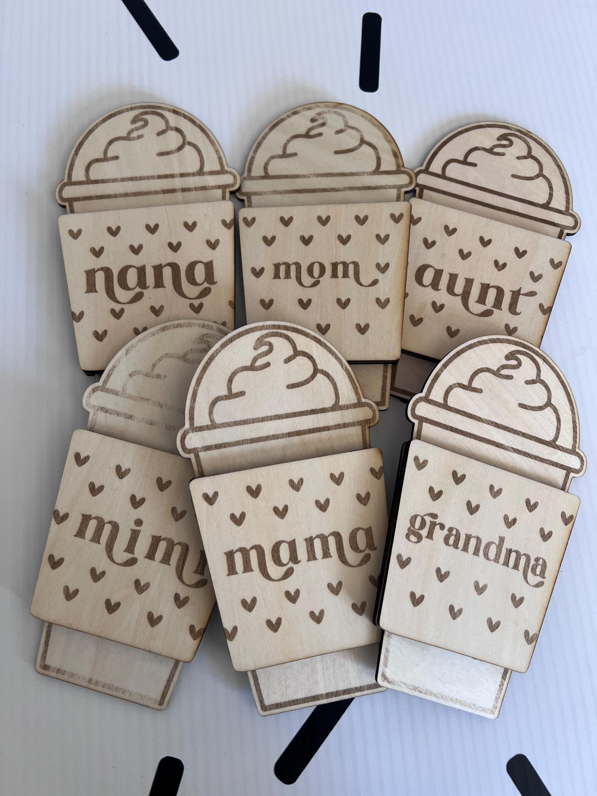 SVG Wooden Heart Frappuccino Gift Card Holder – Mom, Mama, Grandma, Gigi, Lolo – Laser Cut File – SVG + XCS