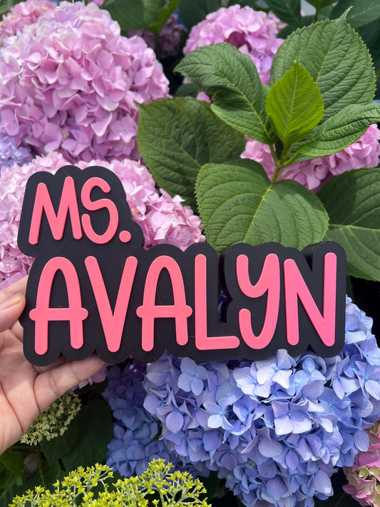 Personalized 3D Teacher Desk Name Sign: Custom Classroom Decor