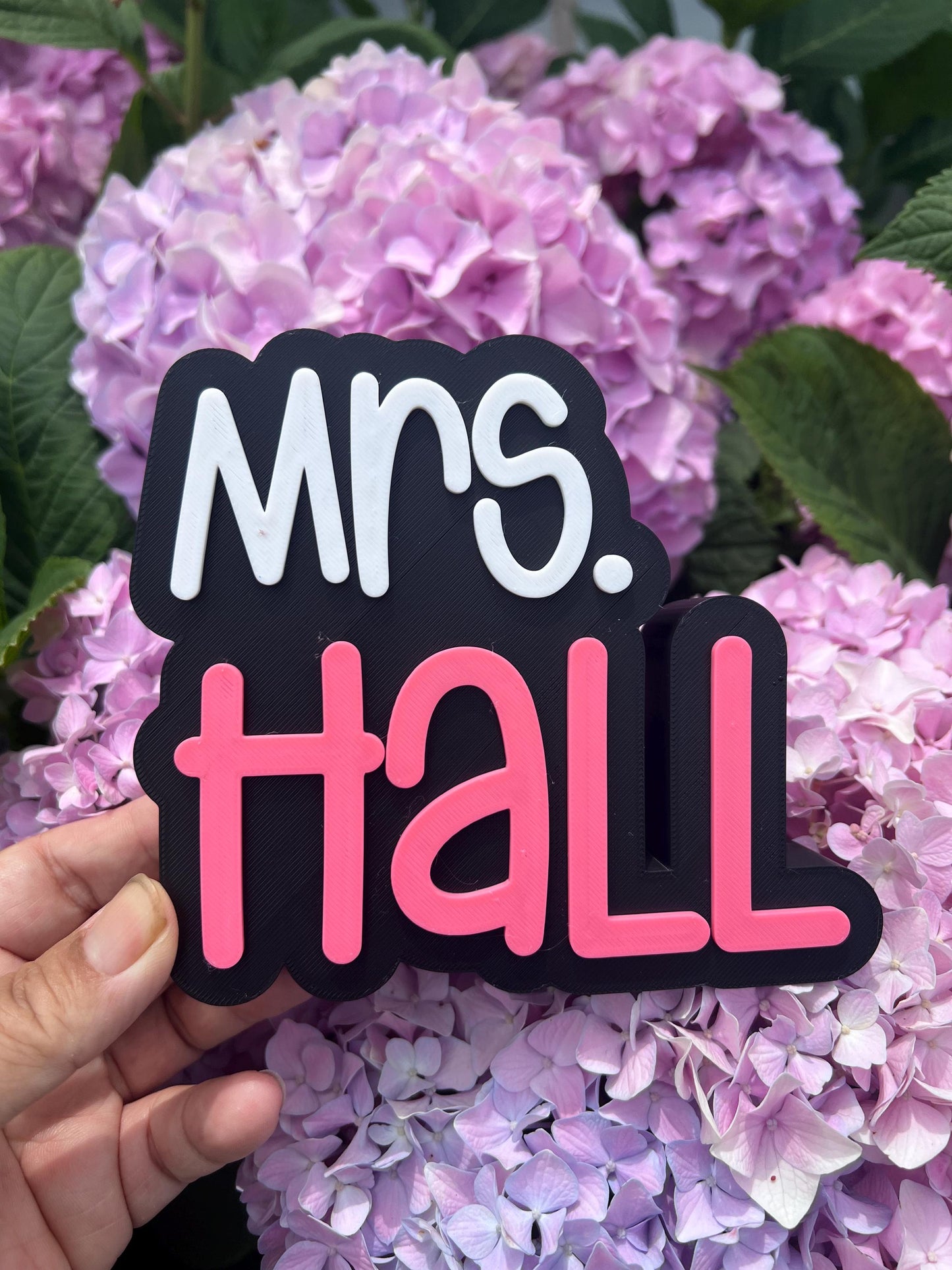 Personalized 3D Teacher Desk Name Sign: Custom Classroom Decor