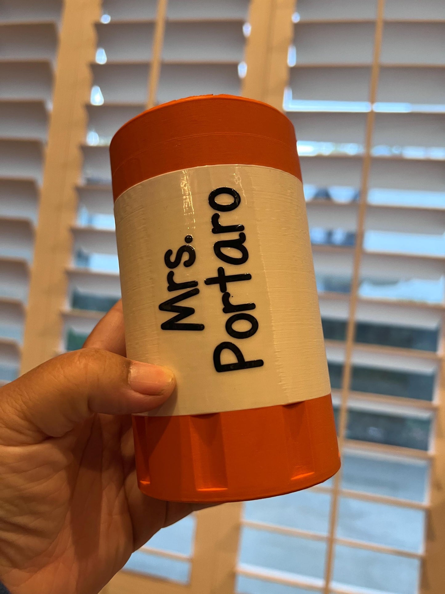 Glue-Inspired Can Cooler | 3D Print File (3MF)
