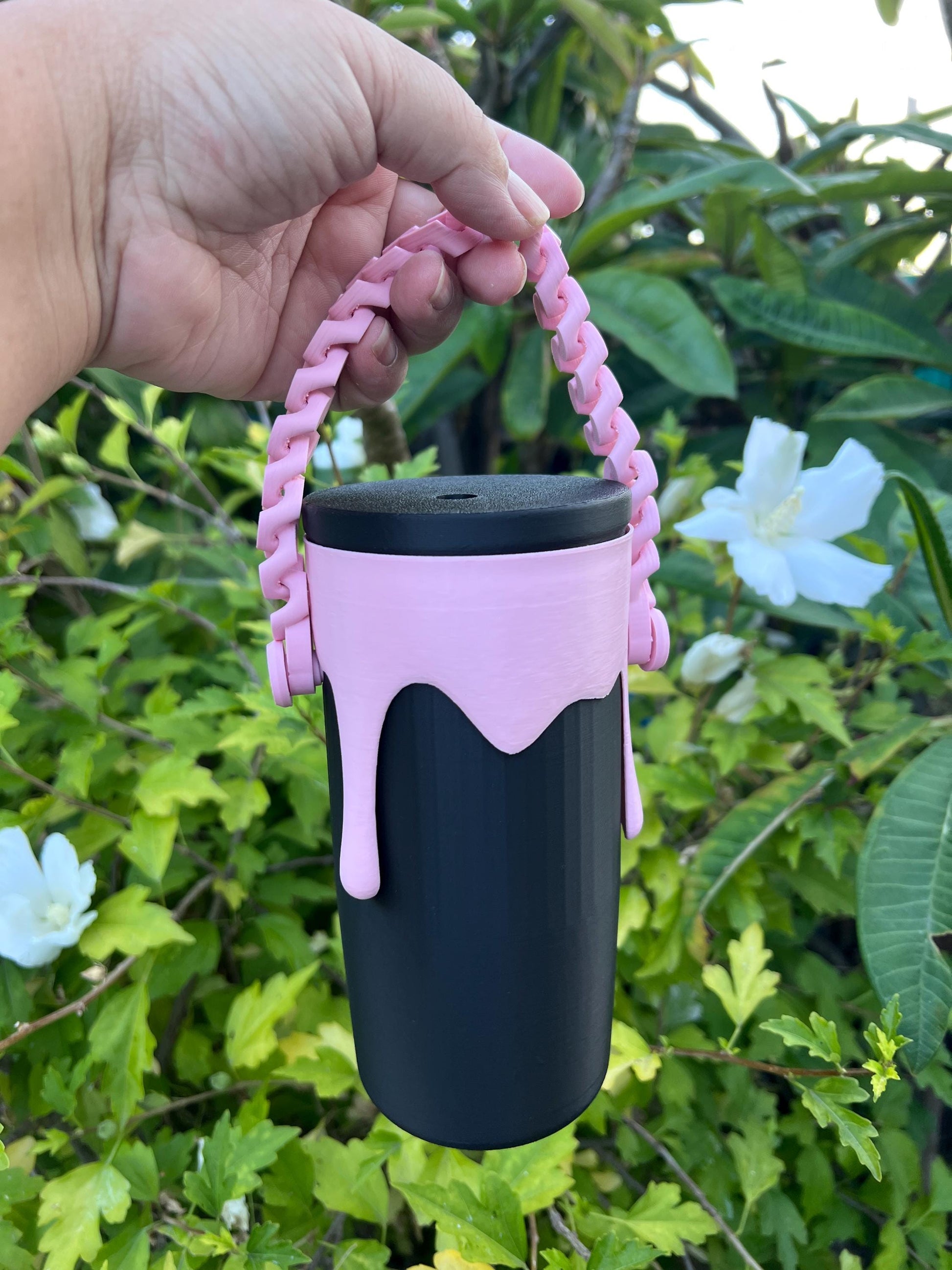 Drip Can Cooler with Chain Handle