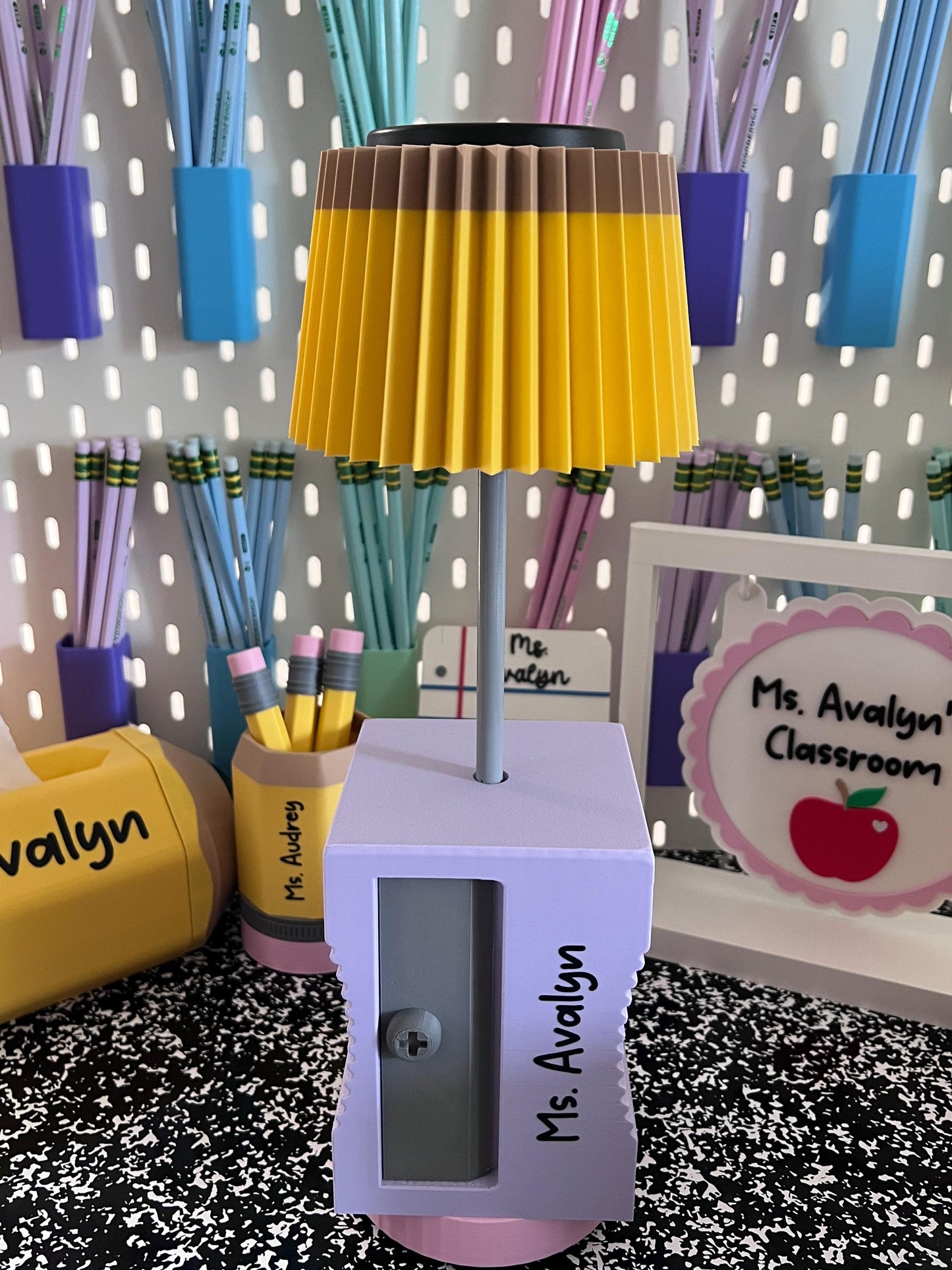 Personalized Pencil Table Lamp, Teacher Desk Lamp, Pencil Sharpener Lamp, Cordless Rechargeable Touch Lamp, Classroom Decor, Teacher Gift