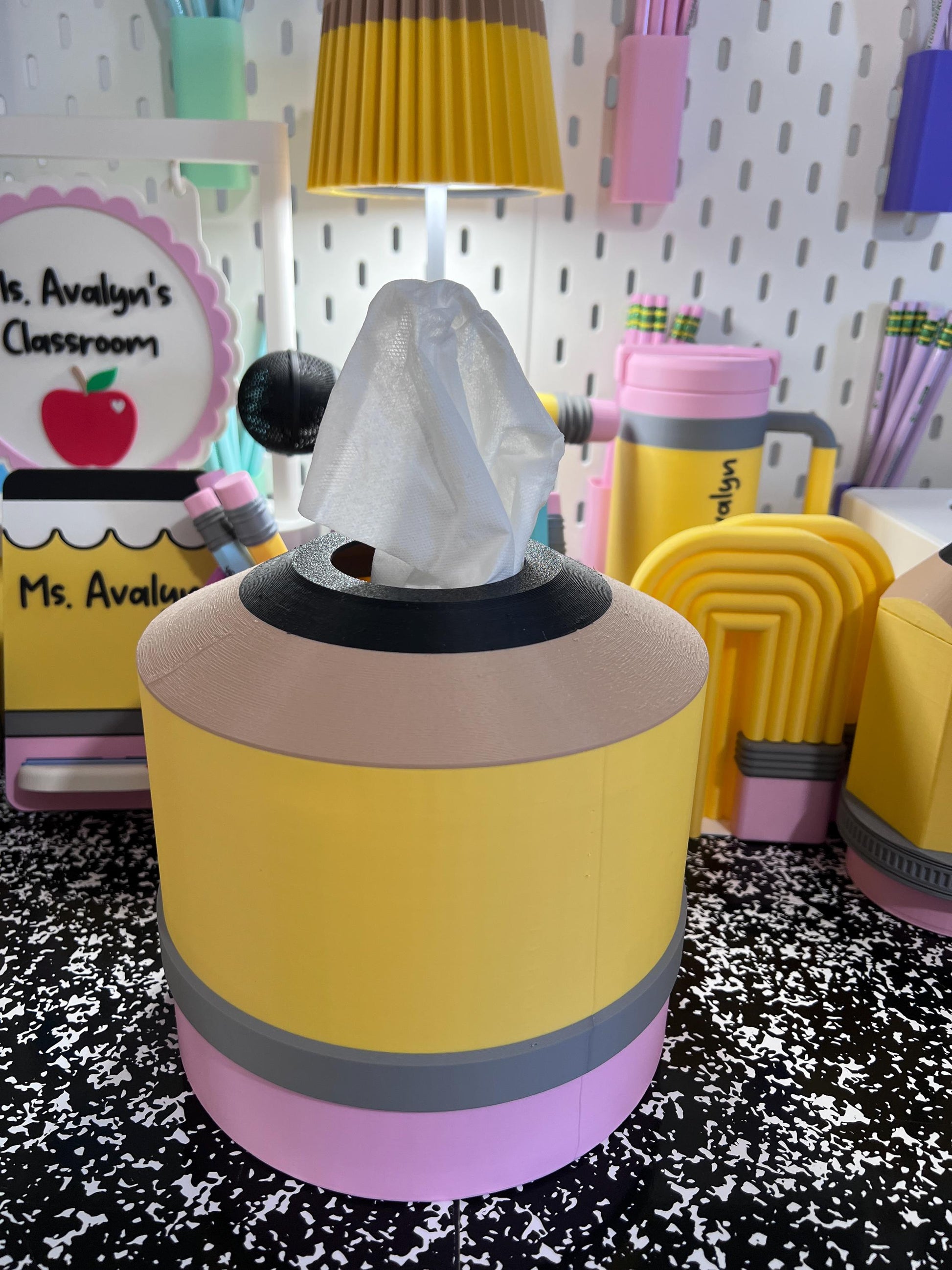 Pencil Tissue Box Holder | 3D Printable Digital File | Teacher Classroom Decor | Back to School Tissue Box Cover | 3MF Download