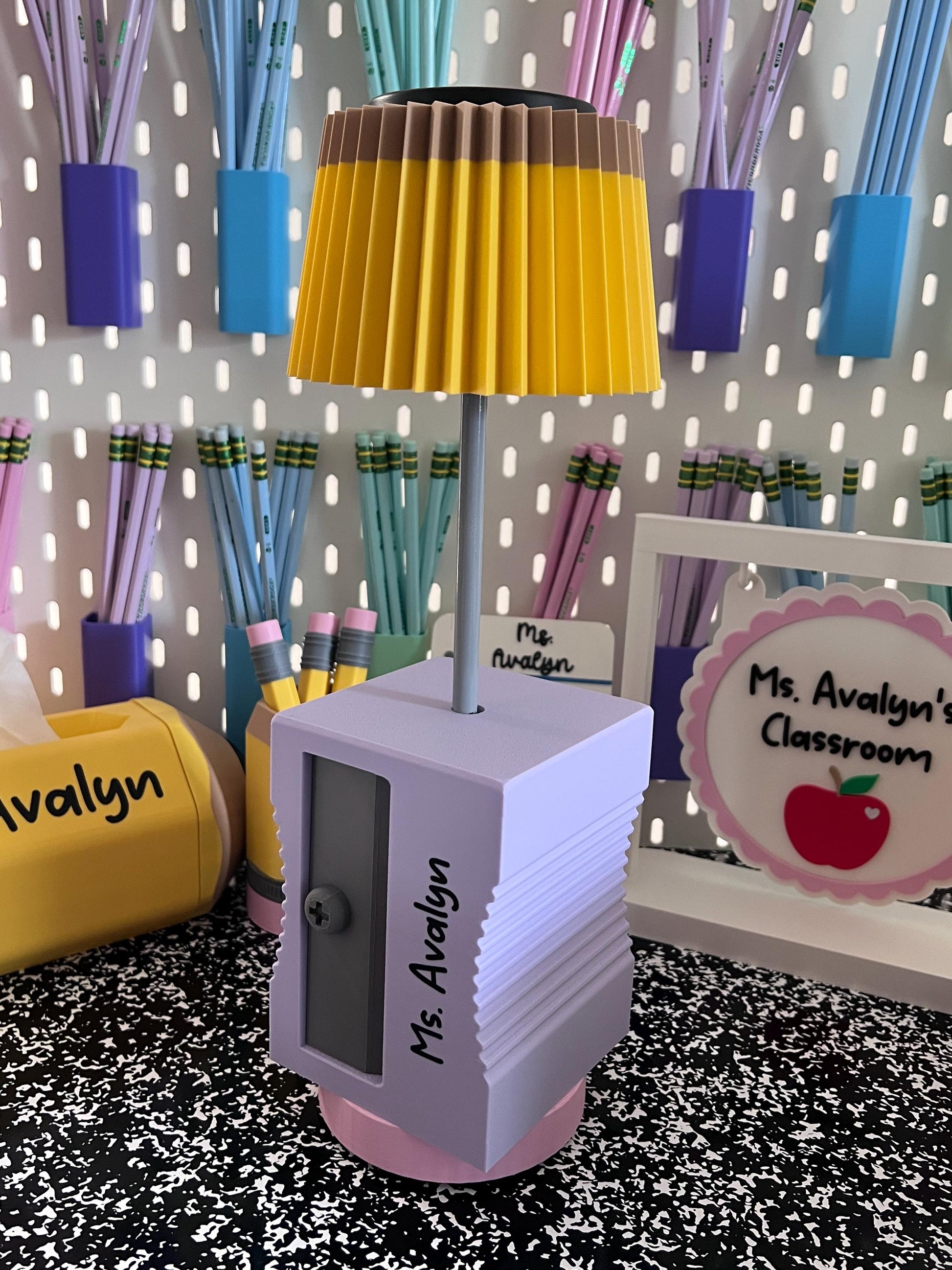 Personalized Pencil Table Lamp, Teacher Desk Lamp, Pencil Sharpener Lamp, Cordless Rechargeable Touch Lamp, Classroom Decor, Teacher Gift