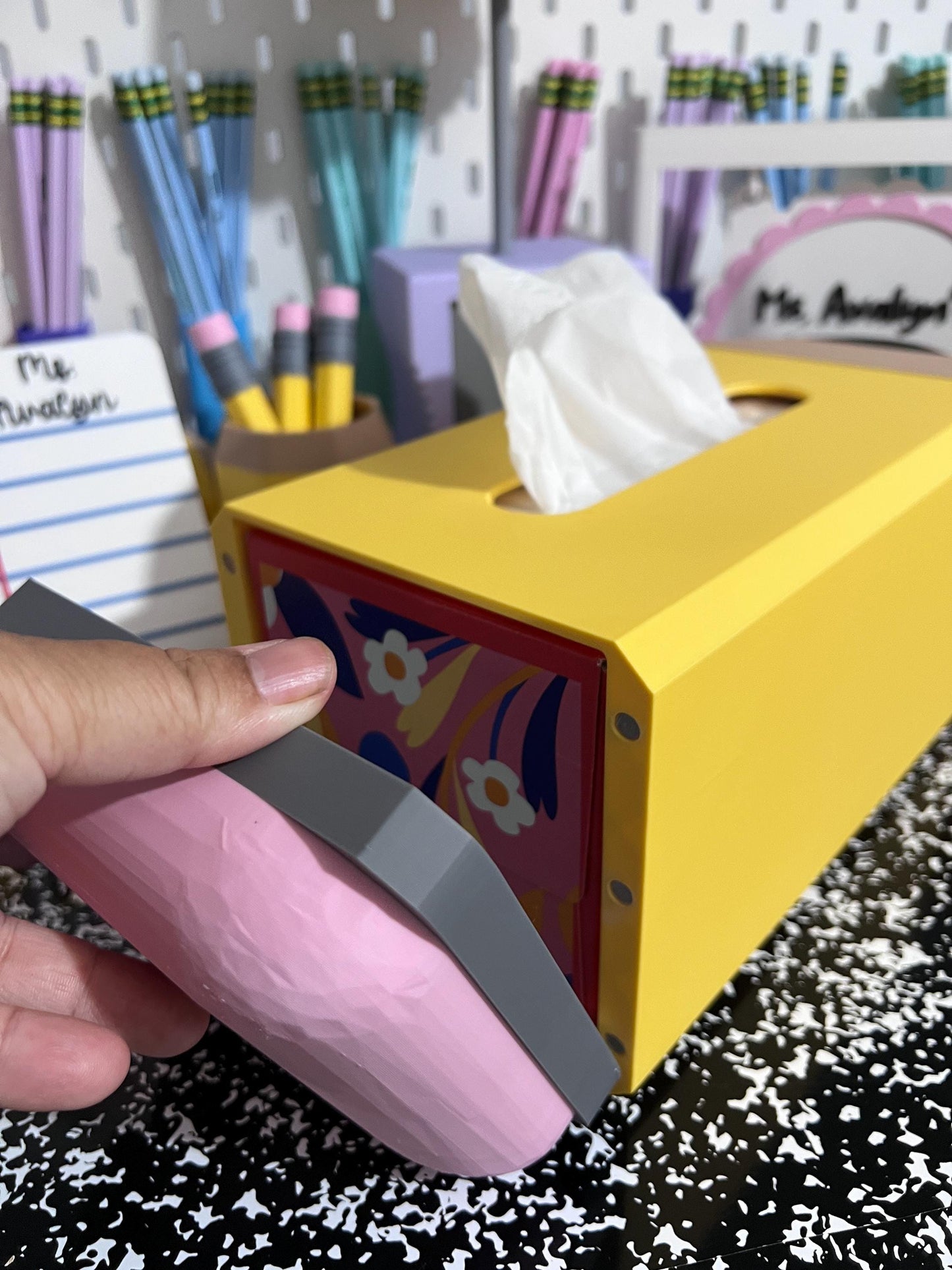 Pencil Tissue Box Holder | 3D Printable Digital File | Teacher Classroom Decor | Back to School Tissue Box Cover | 3MF Download