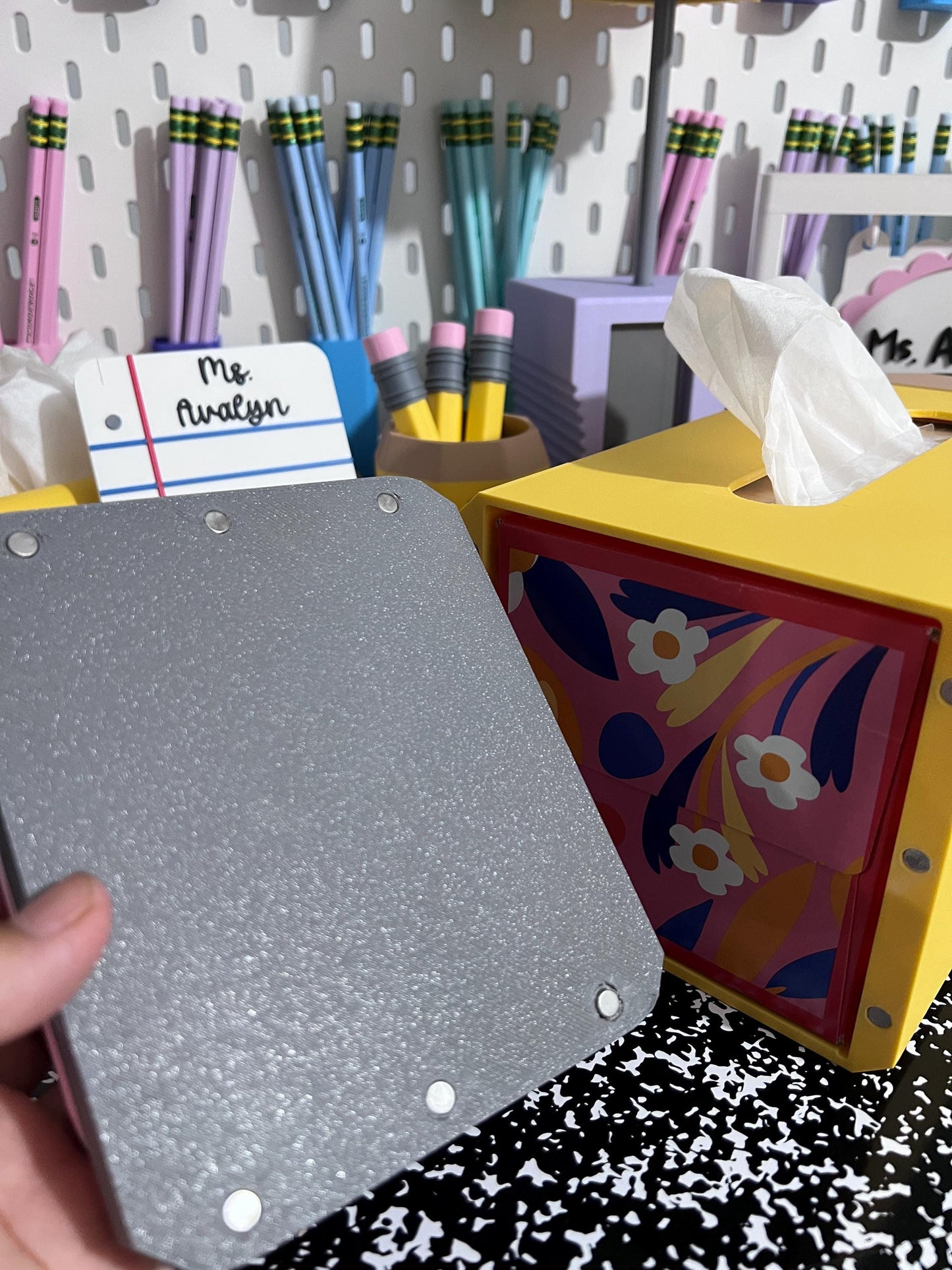 Pencil Tissue Box Holder | 3D Printable Digital File | Teacher Classroom Decor | Back to School Tissue Box Cover | 3MF Download
