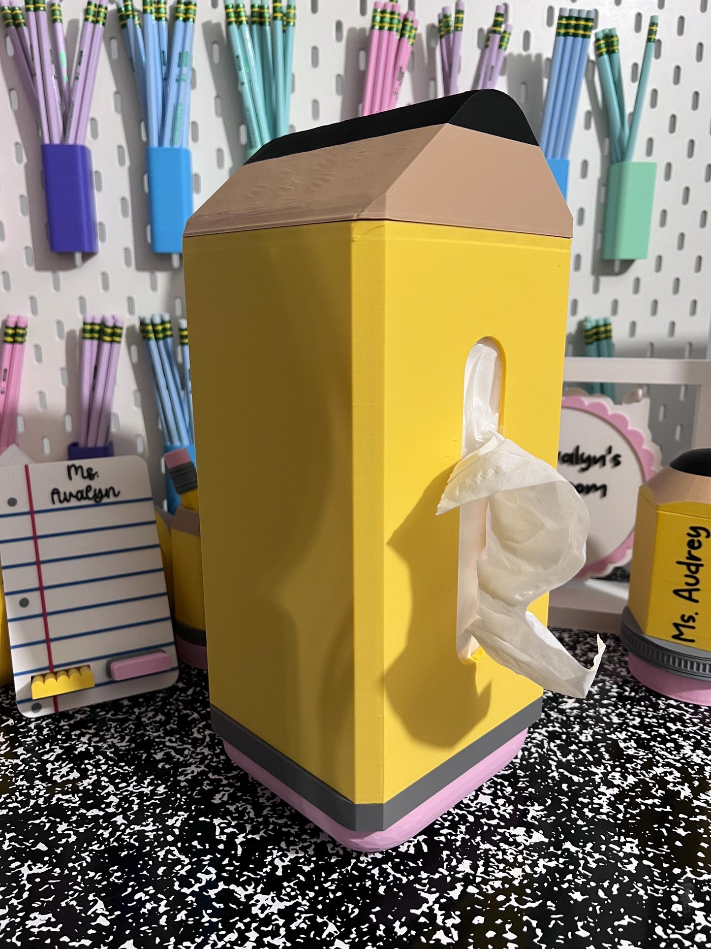 Pencil Tissue Box Holder | 3D Printable Digital File | Teacher Classroom Decor | Back to School Tissue Box Cover | 3MF Download