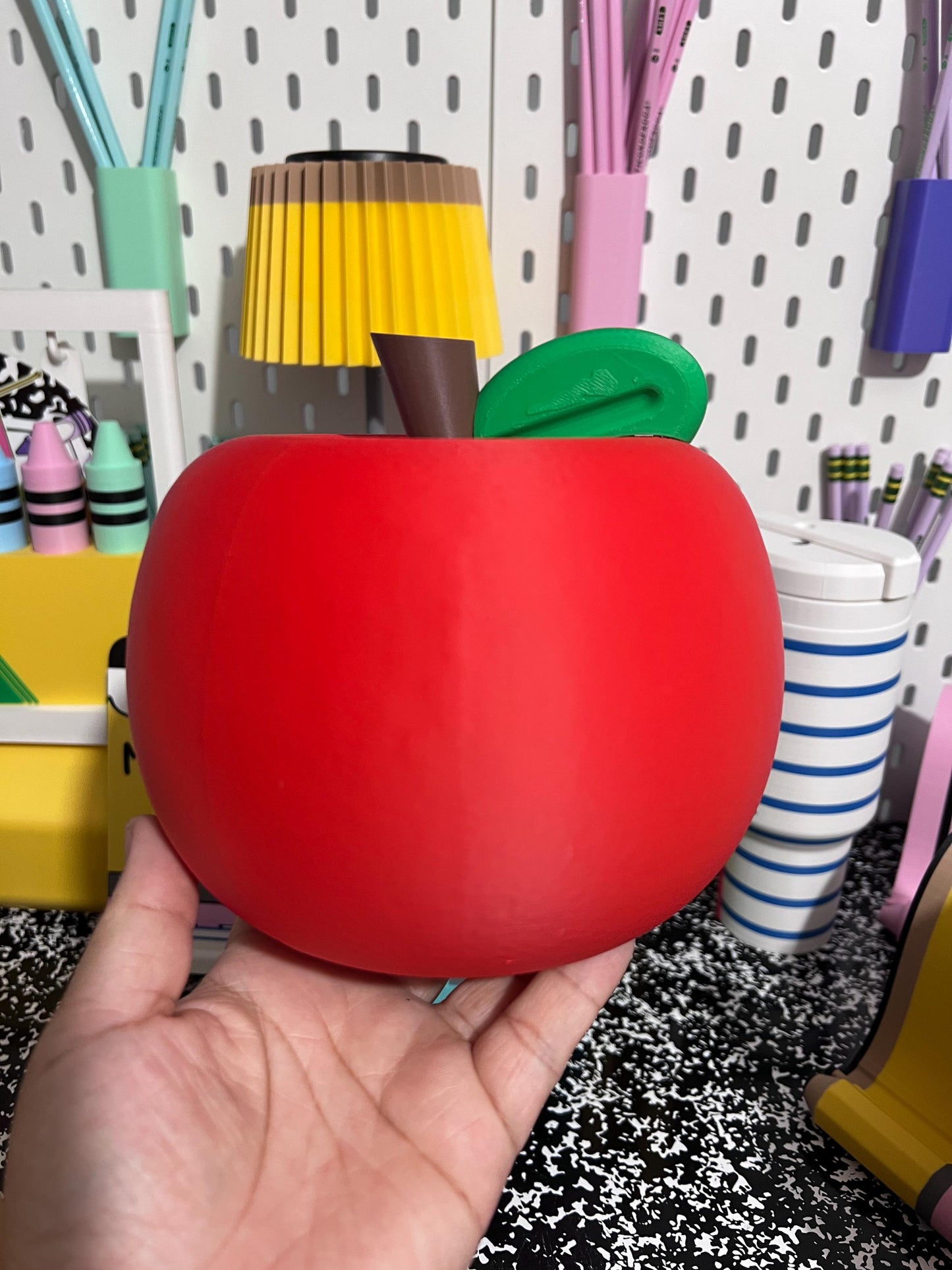 3D Printed Apple for Teacher, Teacher Desk Decor, Apple Teacher Gift, Classroom Decoration, Back to School Gift, Teacher Appreciation Gift