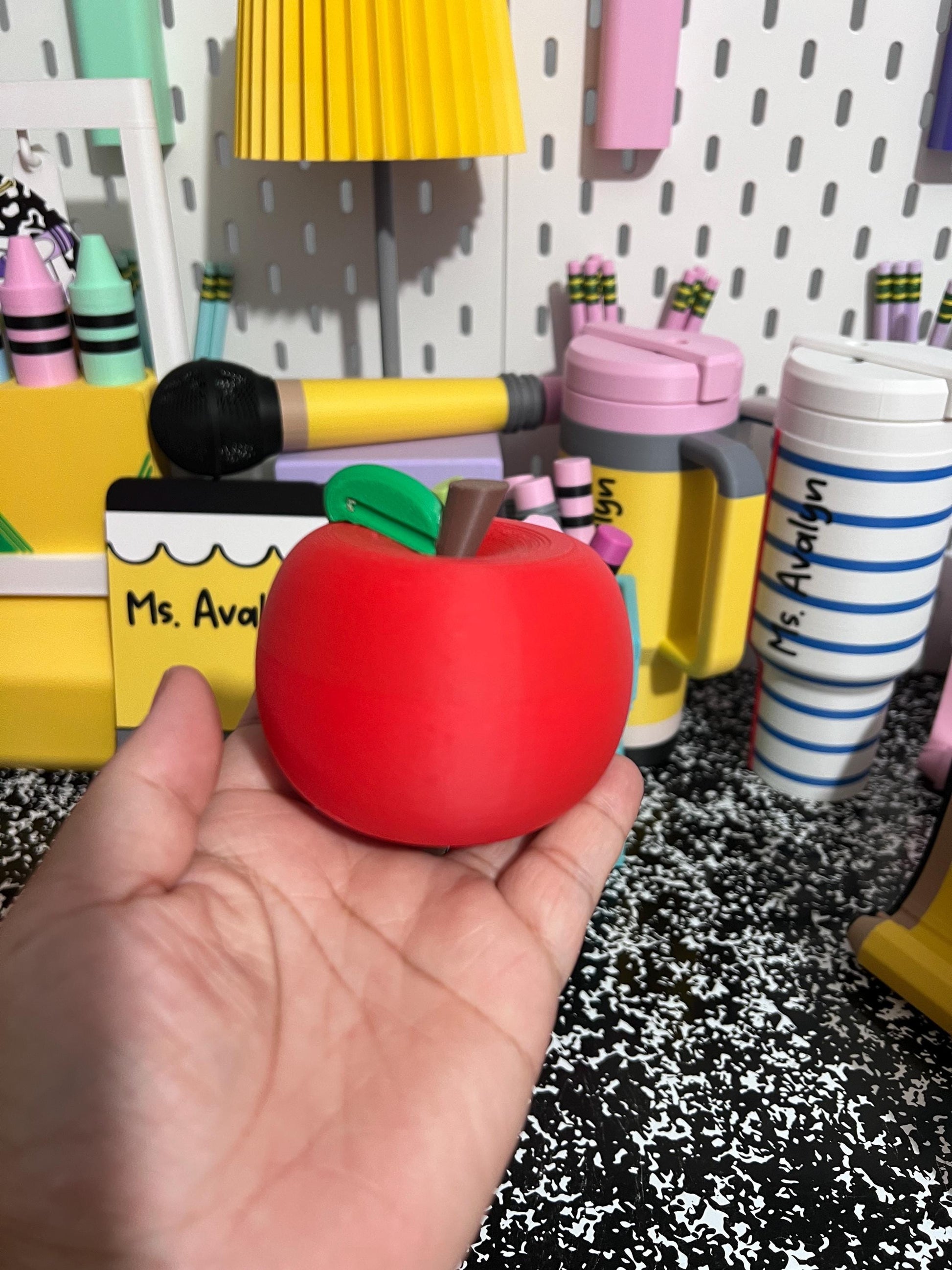3D Printed Apple for Teacher, Teacher Desk Decor, Apple Teacher Gift, Classroom Decoration, Back to School Gift, Teacher Appreciation Gift
