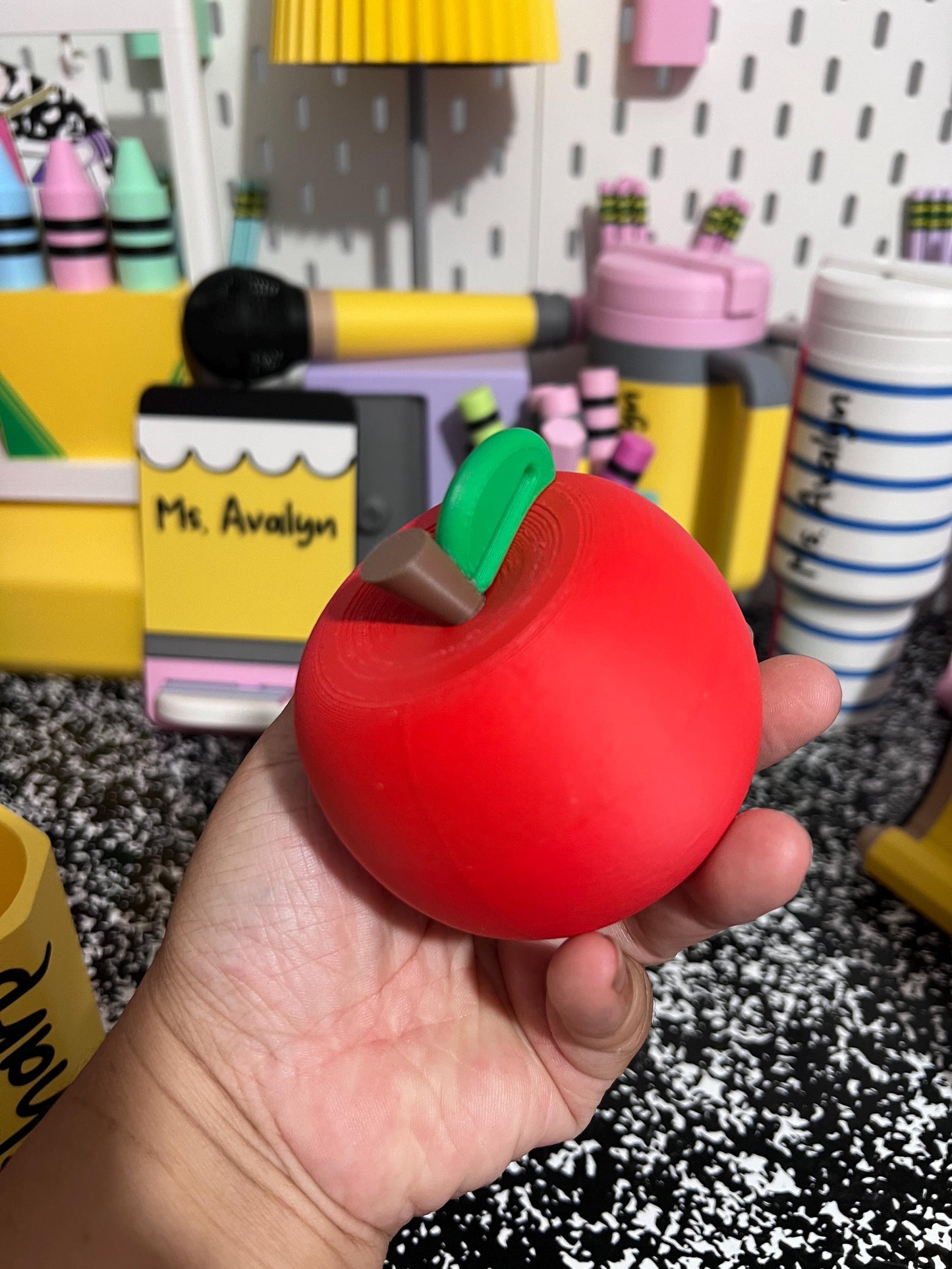3D Printed Apple for Teacher, Teacher Desk Decor, Apple Teacher Gift, Classroom Decoration, Back to School Gift, Teacher Appreciation Gift