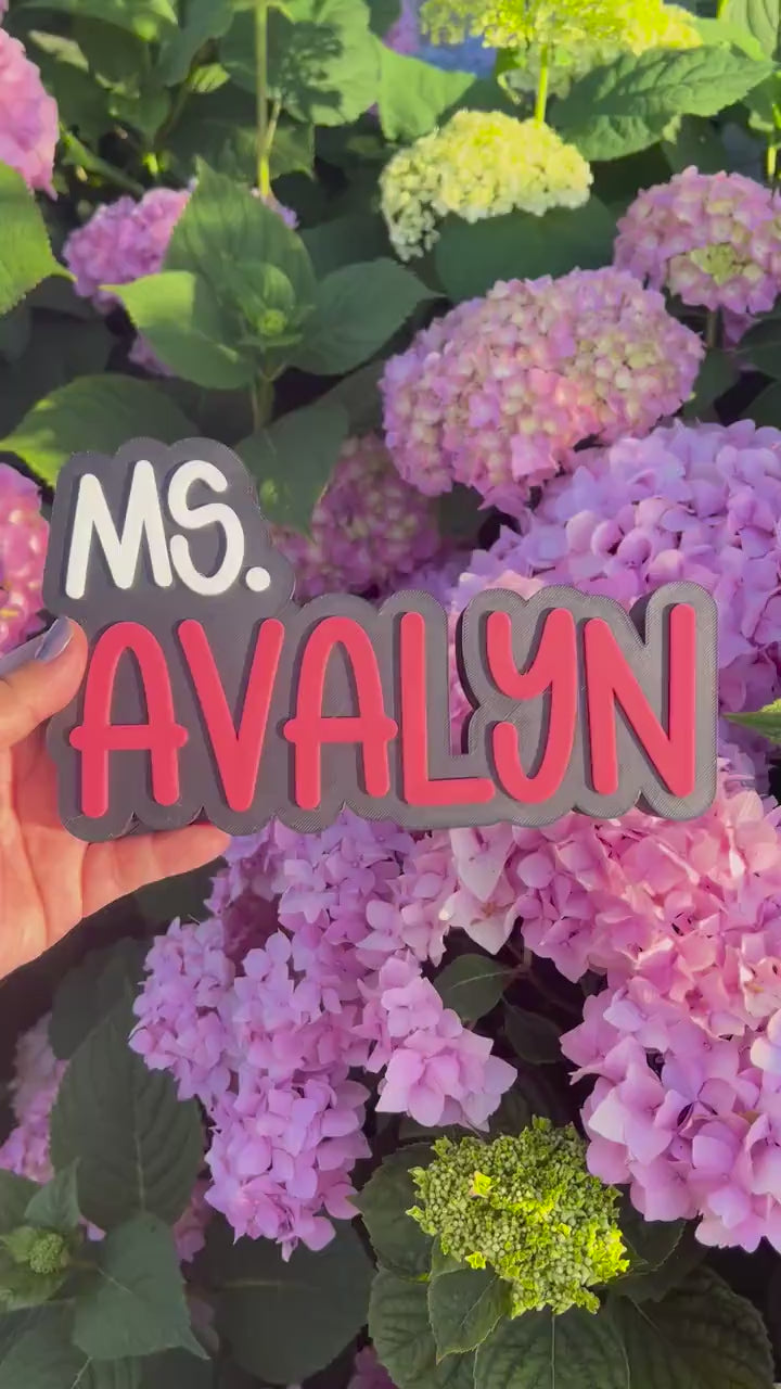 Personalized 3D Teacher Desk Name Sign: Custom Classroom Decor